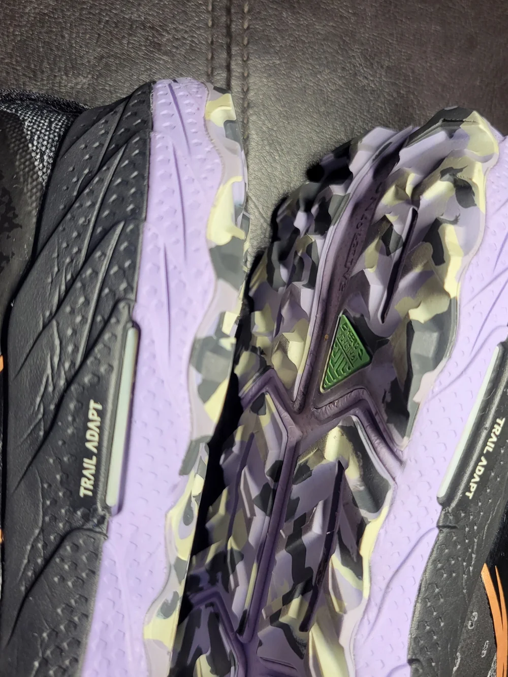 Brooks Cascadia 18 Trail Running Shoes Womens EU Size 38.5 US Size 7.5B(Medium)